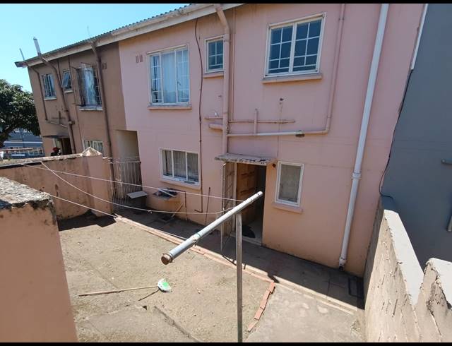 3 BEDROOM HOUSE FOR SALE IN NEWLANDS EAST